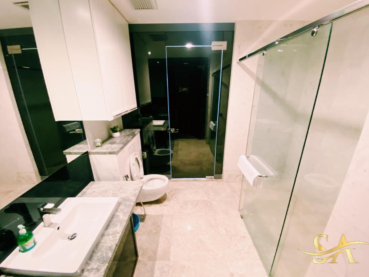 Queens Service Suites At Platinum Klcc 쿠알라룸푸르 외부 사진