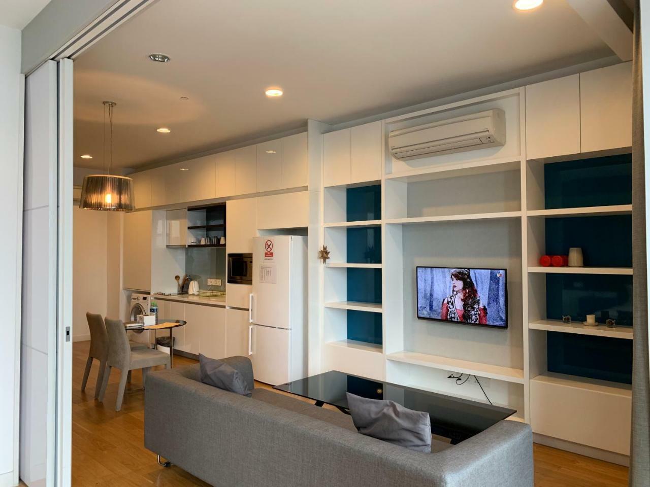Queens Service Suites At Platinum Klcc 쿠알라룸푸르 외부 사진