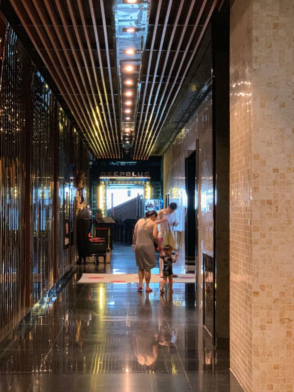 Queens Service Suites At Platinum Klcc 쿠알라룸푸르 외부 사진