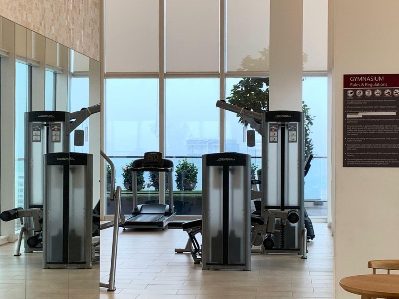 Queens Service Suites At Platinum Klcc 쿠알라룸푸르 외부 사진