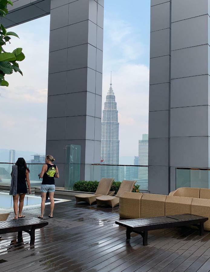 Queens Service Suites At Platinum Klcc 쿠알라룸푸르 외부 사진